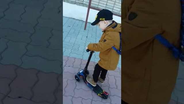 Первый скутер смотреть онлайн