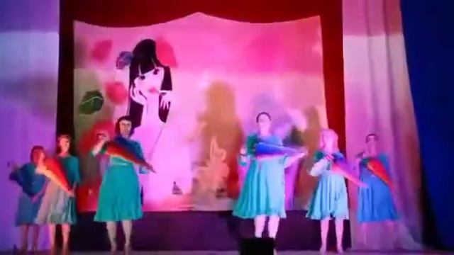 Выступление в п. Новоильинске подиумных групп. Концертная солянка смотреть онлайн