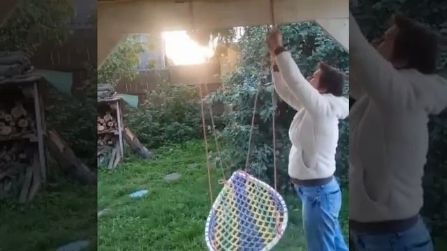 Качели гнездо капля средние 100 на 60 см смотреть онлайн