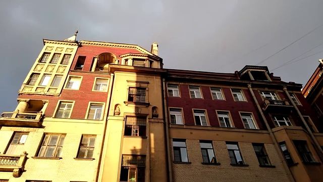 В этом доме снимали сериал "Мастер и Маргарита". Центр Питера смотреть онлайн