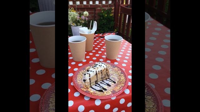 Уютное место в Тарусе.Чайная Второе дыхание.Таруса. Цветаевский пирог и травяной чай. смотреть онлайн