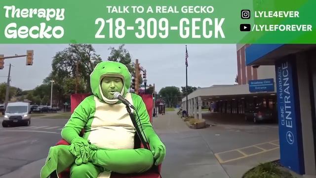 "I HATE MY NAME" - Therapy Gecko смотреть онлайн