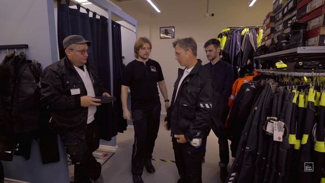 Спецодежда кровельщика. Выбираем рабочую одежду для работ на кровле. Спецовка или одежда Pro? смотреть онлайн