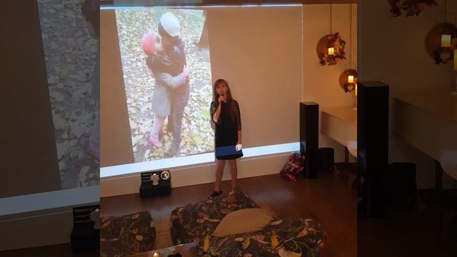 В небе под луной