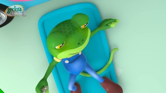 Max  Molly Mudbath  Truck and Bus Cartoon  Geckos Garage  Animal Cartoons
