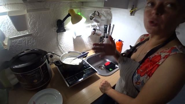 ЛИВЕНЬ, ГРОМ И МОЛНИЯ, А МЫ КАРТОШКУ копаем и МАЛИНУ собираем / Переезд на Юг