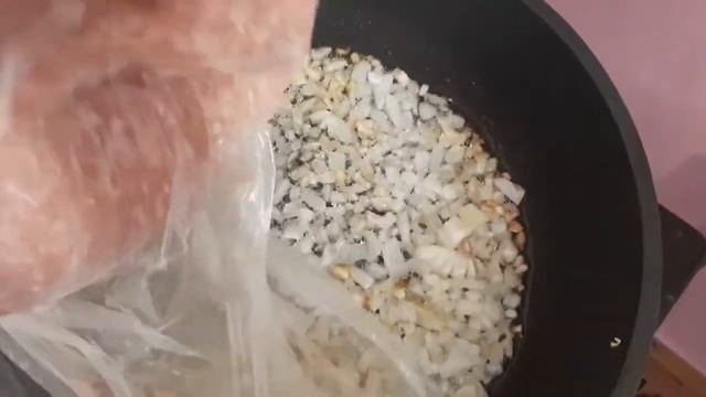 ВЛОГ// ГОТОВЛЮ БЛИНЫ ТЕСТИРУЮ ОЧИЩАЮЩИЕ ПОЛОСКИ ДЛЯ НОСА FABERLIC смотреть онлайн