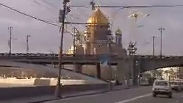 Экскурсия по Москве. Храм Христа-Спасителя. смотреть онлайн