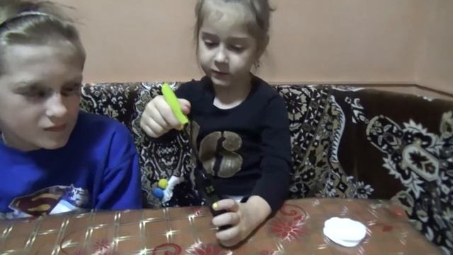 челендж\макияж девочки против мальчиков\ голосуйте смотреть онлайн