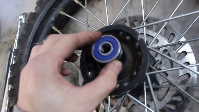 Mini $500 Pit Bike Build... смотреть онлайн
