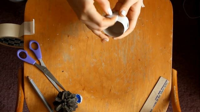 Christmas DIY // ПРОСТОЙ декор комнаты на Новый Год СВОИМИ РУКАМИ смотреть онлайн