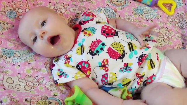 РЕБЕНОК 3 МЕСЯЦА РАЗГОВАРИВАЕТ ♥ Леночка болтает смотреть онлайн