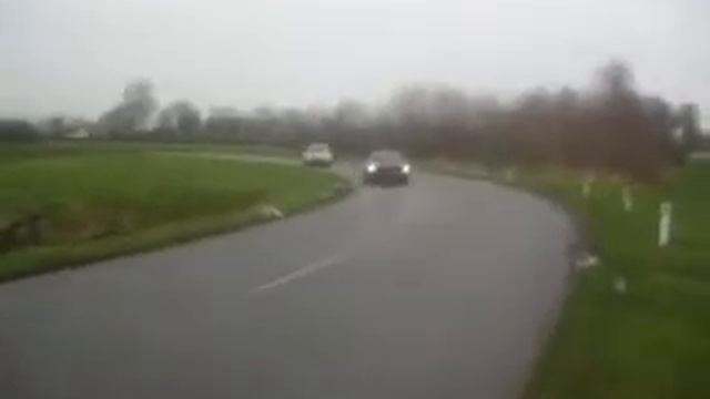 Вылетел с дороги Car Crash смотреть онлайн