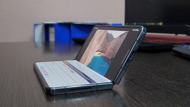 Samsung Galaxy Z Fold 4 Обзор и Тест смотреть онлайн