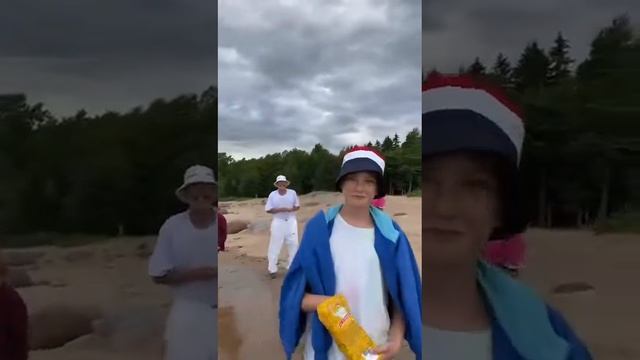 Финский залив.Вечер.Танцы смотреть онлайн