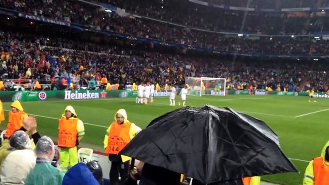 Camera Supporter Cristiano Ronaldo Third Goal Real Madrid - Borussia Dortmund 3-0 смотреть онлайн