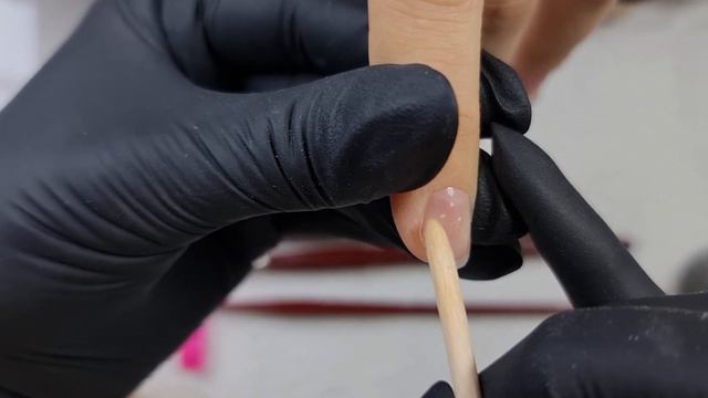 Бесплатный урок аппаратный маникюр и укрепление гелем. Новогодний дизайн мастер-класс 🎄🍾🎄 смотреть онлайн