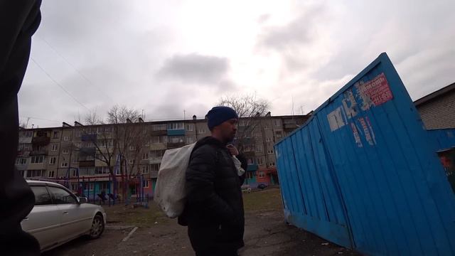 Почему Ушел от Нади | Бомжи Нашли Работу | Как зарабатывают Бездомные | Жизнь Бездомных смотреть онлайн