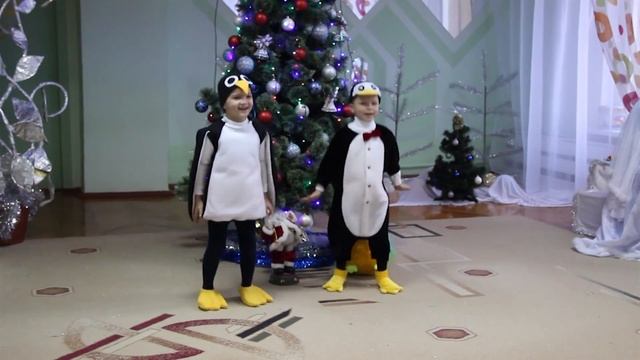 Утренник в ДНЗ №34 - 8 марта смотреть онлайн