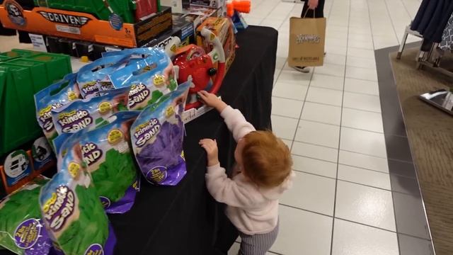 У нас не было этого никогда//Домой не вернёмся//Сколько можно этого шоппинга//Заслужила! смотреть онлайн