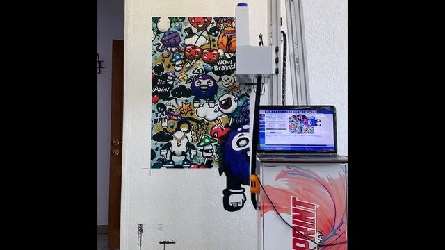 Принтер для печати на стенах Graffiti Print. Готовый рисунок за 15 минут. смотреть онлайн