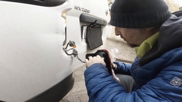 How to change the Rear Light - Nissan NV200 Camper Conversion смотреть онлайн
