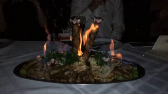 Сербский танец в ресторане Балкан гриль смотреть онлайн