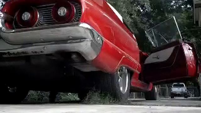 1959 Ford Thunderbird смотреть онлайн
