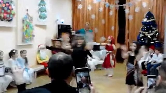 утренник бабка ёжка смотреть онлайн
