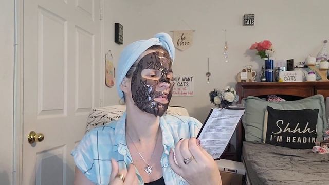 Mask Monday(airing on a Tuesday🤷♀️) + Empties +a little Chit Chat смотреть онлайн