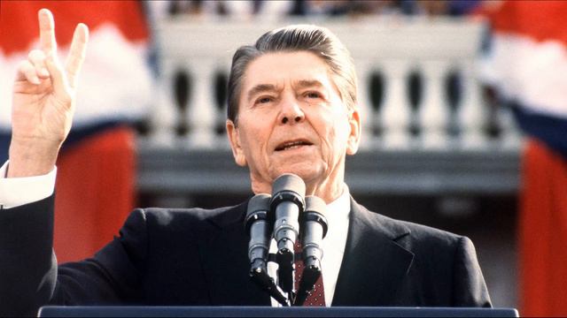 В США СМИ написали об успешной попытке Вашингтона подорвать СССР изнутри смотреть онлайн