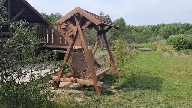 Садовые качели своими руками "Легко" Резьба по дереву. Carving on wood смотреть онлайн