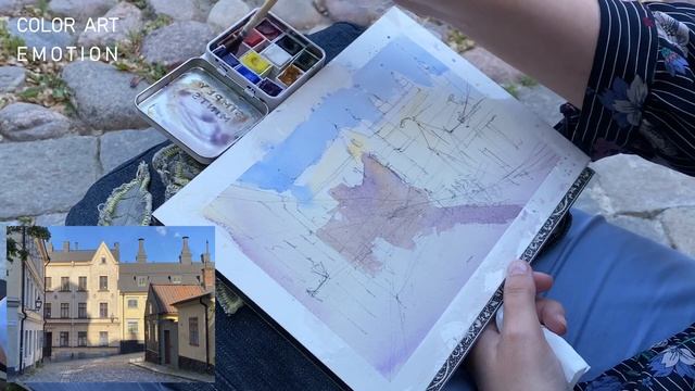 Trying a Water Brush - Urban Sketching on Location смотреть онлайн
