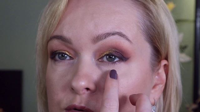 Huda Beauty Empowered Palette. Макияж, свотчи и первые впечатления. смотреть онлайн
