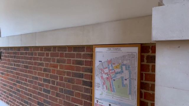 London ?? walking tour | Inside TEMPLE CHURCH, Inner and Middle Temple | London tour (Mar 2022) [4K смотреть онлайн