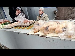 Рынки и магазины в станице Медведовской.  Что купили? По чем яйца? Рыбе-стоп!