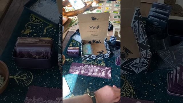 Unboxing Little Visions Tarot and Oracle Decks смотреть онлайн