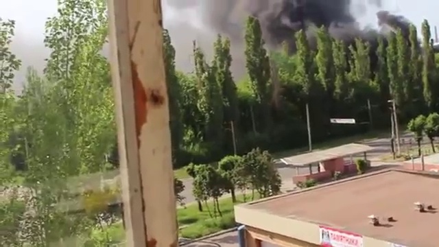 18 05 2014 Краматорск минометный обстрел жилого района смотреть онлайн