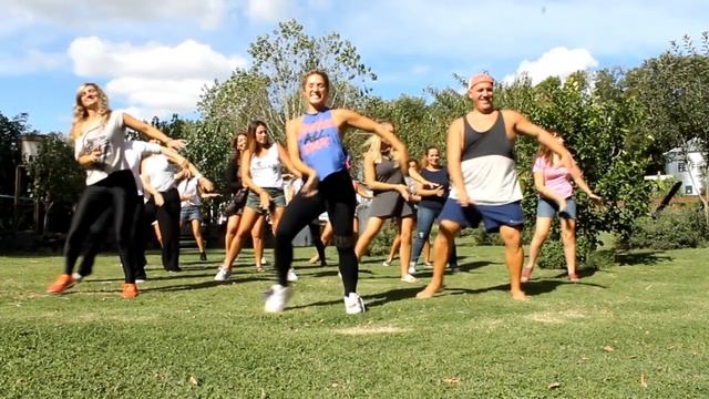 Quiéreme - Bachata - Baila en casa con Euge - Fitness dance смотреть онлайн