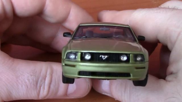 Ford Mustang GT 2005 (Autoart, 52761) смотреть онлайн