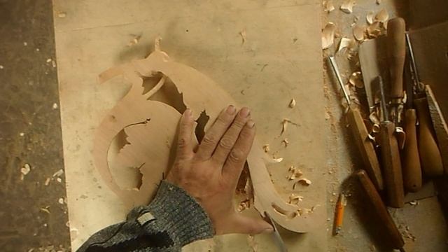 Как делать подрезку и зачем она нужна в резьбе по дереву. смотреть онлайн