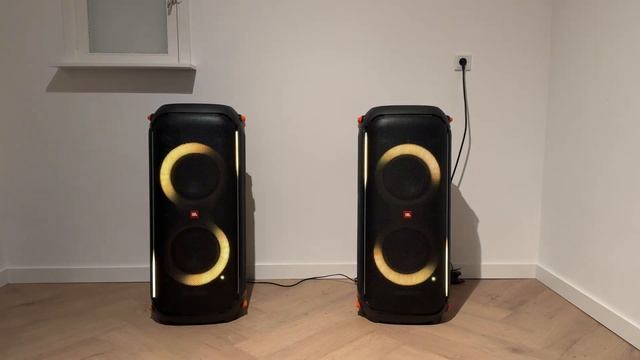 JBL Partybox Ultimate Vs 2x 710 - Sound Comparison