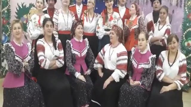 С НОВЫМ ГОДОМ! Народный коллектив фолк-театр "Казачий спас"ДДЮТ г.Армавир смотреть онлайн