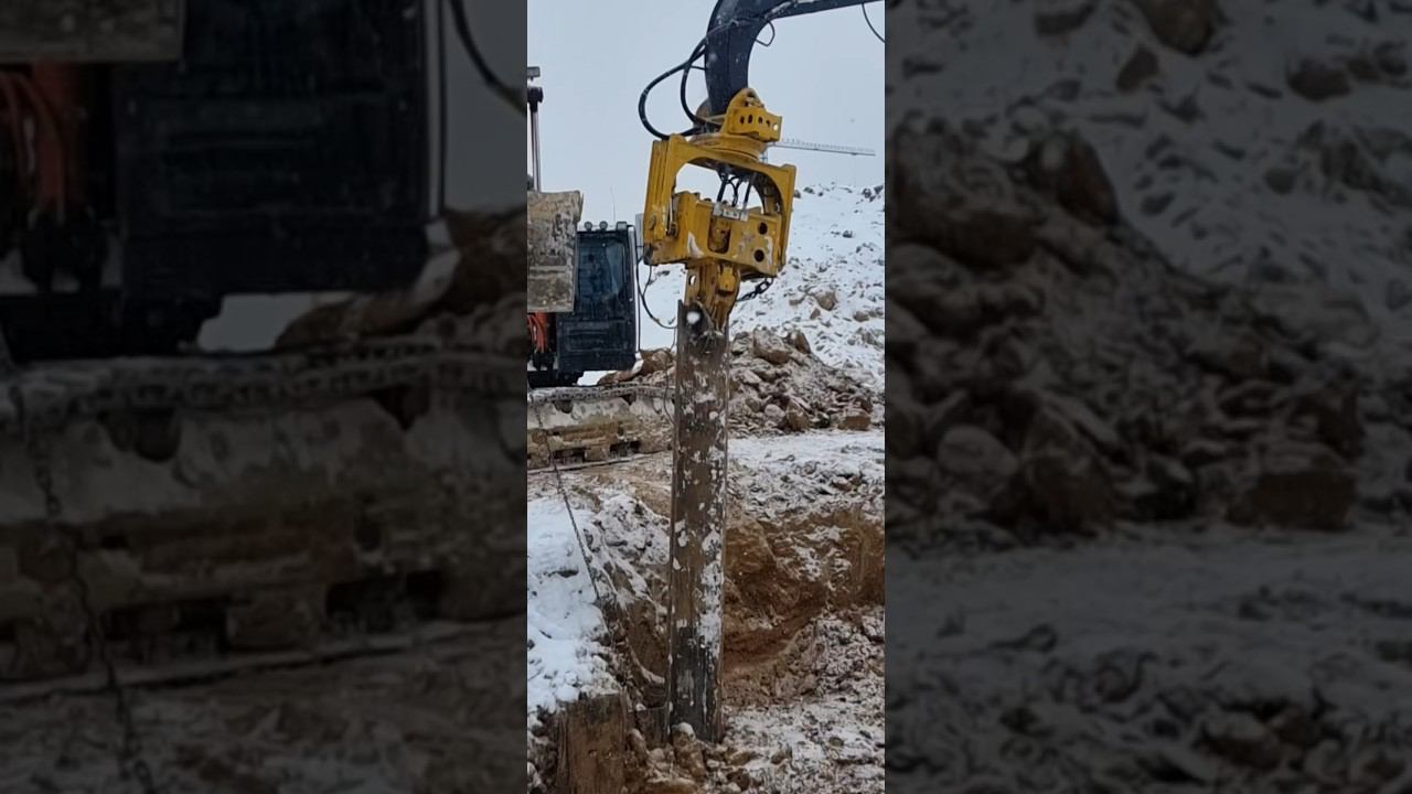 Вибропогружатель в деле! #спецтехника #экскаватор #excavator #heavyequipment смотреть онлайн