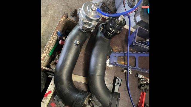 Building a BMW e92 335i N54 in 10 Minutes - Marlboro Design смотреть онлайн