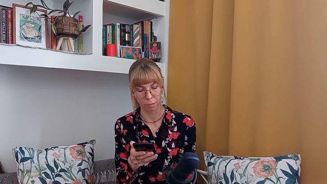 Люблю двоих, это нормально? Означает ли это, что я не люблю ни одного? Отвечает психолог. Полиамори смотреть онлайн