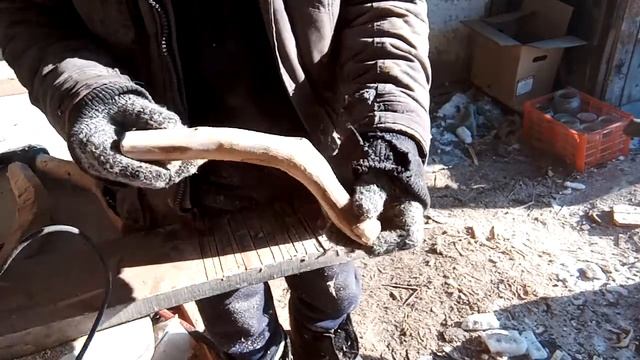 КРУТАЯ ДВЕРНАЯ РУЧКА ИЗ ВЕТКИ ДЕРЕВА СВОИМИ РУКАМИ!!! смотреть онлайн