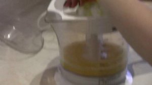 Cоковыжималка для цитрусовых BraUn. Свежевыжатый апельсиновый сок