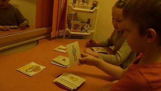 Игра "Разложи картинки правильно". смотреть онлайн