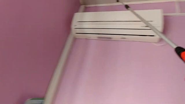 Как обрабатывать диваны от клопов смотреть онлайн